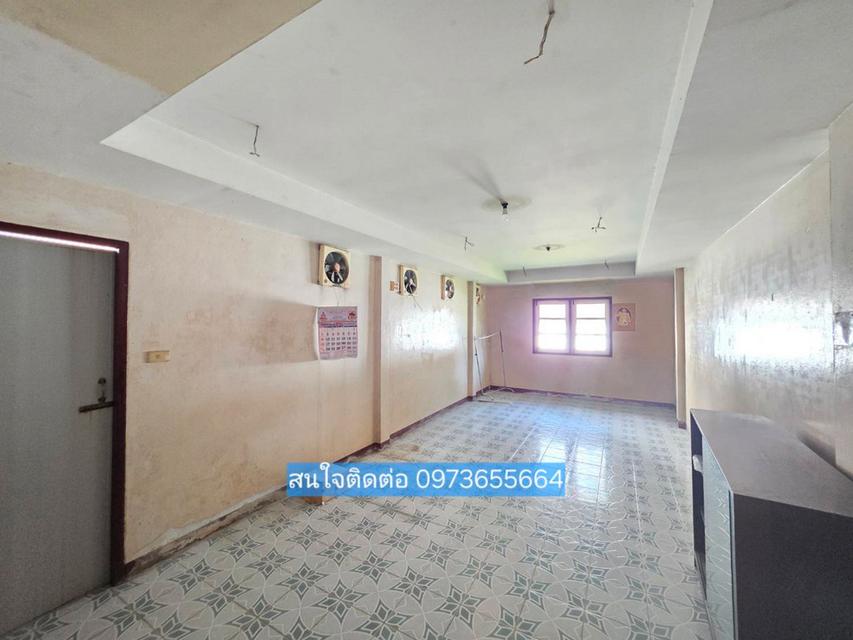 ขายที่ดินพร้อมอาคารหอพัก และบ้านเดี่ยว ถนนดินสอ เสาชิงช้า เขตพระนคร อยู่หลังร้านมนต์นมสด 8