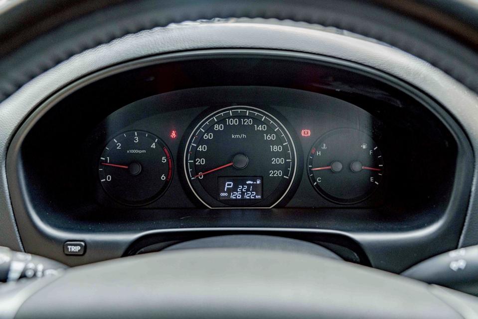 รหัสรถ NP3447 รุ่นรถ : HYUNDAI GRAND STAREX 2.5 PREMIUMปีรถ : 2017 14