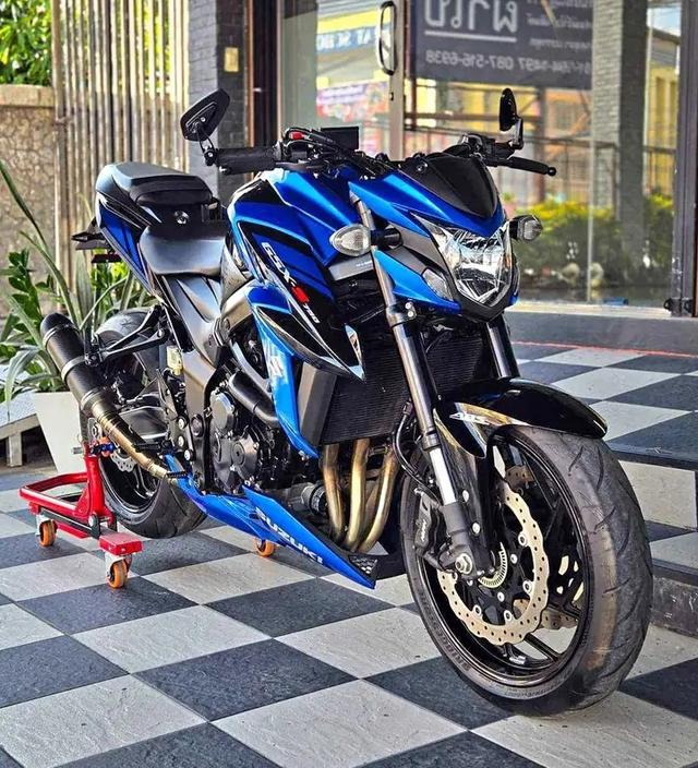 2019 Suzuki GSX750