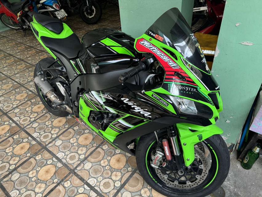 KAWASAKI ZX-10R 4