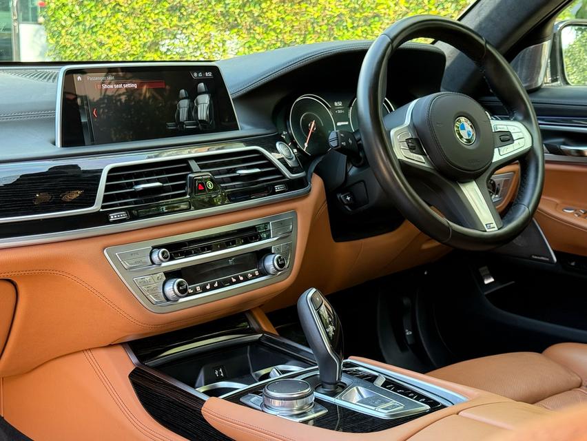 2019 BMW SERIES 7 MSPORT ( แท้ ) รถมือเดียว วิ่งน้อยเพียง 80,000 กม รถเข้าศูนย์ทุกระยะ ไม่เคยมีอุบัติเหตุครับ 11