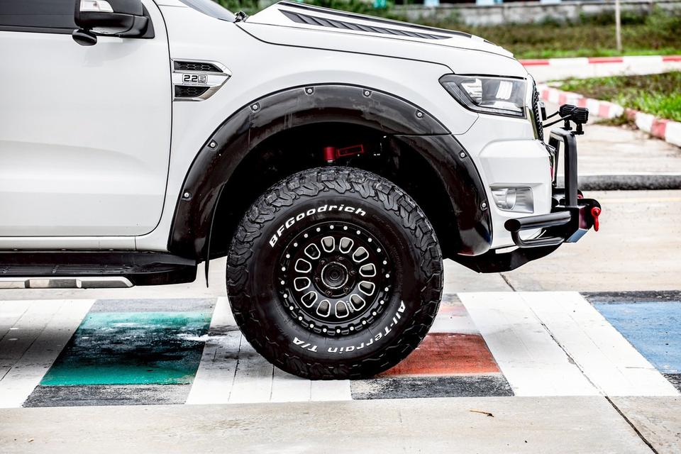 Ford Ranger 2.2 XLT Hi-Lander Double Cab ปี 2017 สีขาว เกียร์ออโต้ แต่งมาครบสวยๆ 10
