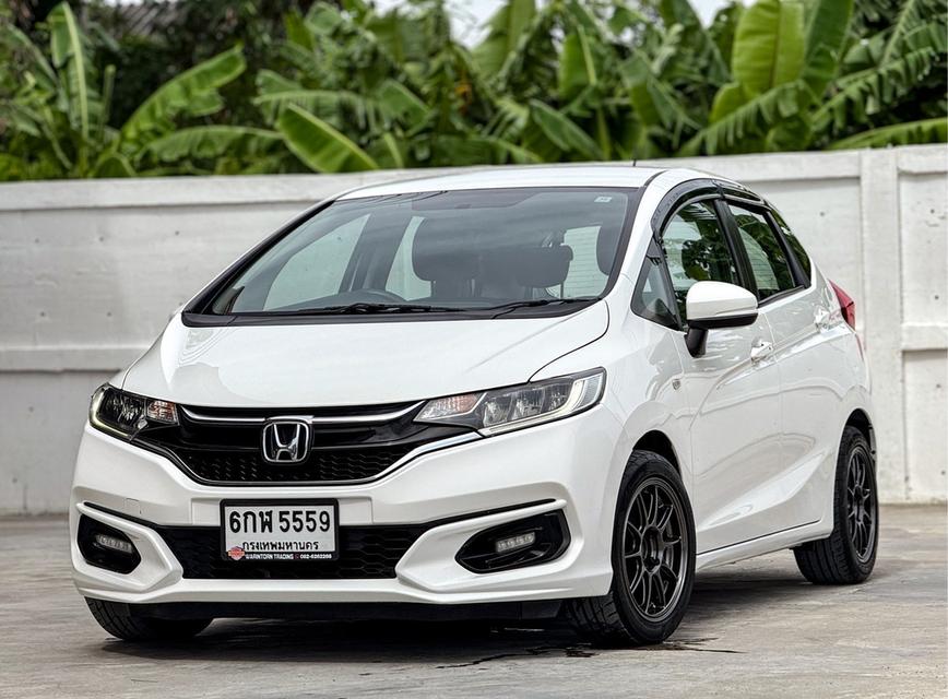 รหัสรถ WRT5559 2018 HONDA JAZZ, 1.5 i-VTEC V