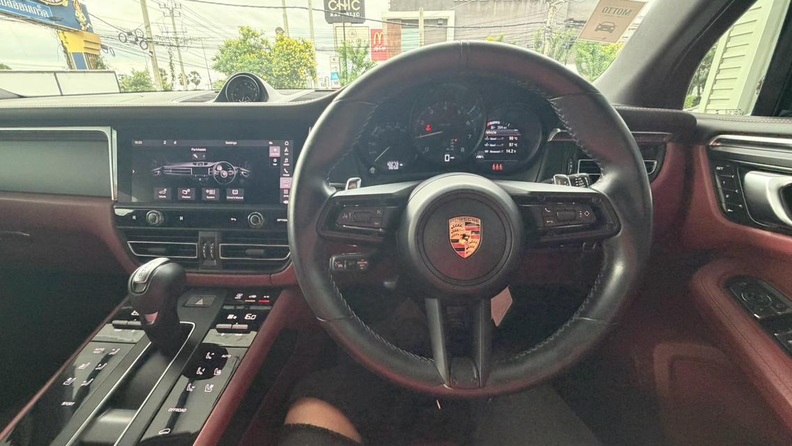Porsche Macan 2024 สีดำ Milage 12,XXX KM. ออฟชั่นล้นที่สุด สภาพเหมือนใหม่ทุกประการ รูปที่ 4