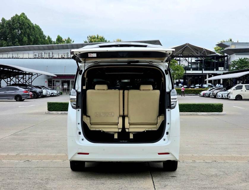 (แจ้งรหัสรถ PEAT642) 📌 TOYOTA VELLFIRE 2.5 VL HYBRID 2019 ตัว TOP สุด Full Option!! 🚐💨✨ รูปที่ 5