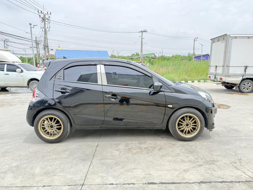 HONDA BRIO 1.2 V AIRBAG ABS AUTO ปี 2012เครื่องดี เกียร์ดี ช่วงล่างดี สีเต็มสวย ภายในสวยเบาะผ้า เบาะหลังพับได้ แอร์เย็ รูปที่ 15