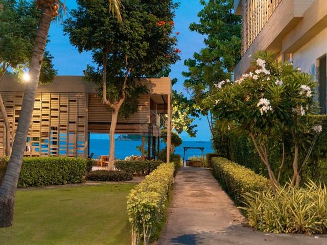 ขายบ้านพร้อมที่ดินติดทะเล บนหาดส่วนตัว 2 ไร่ อ.เมืองประจวบคีรีขันธ์ หาดทรายกว้าง เล่นน้ำได้ ใกล้อ่าวมะนาว เหมาะทำบ้านพัก 8