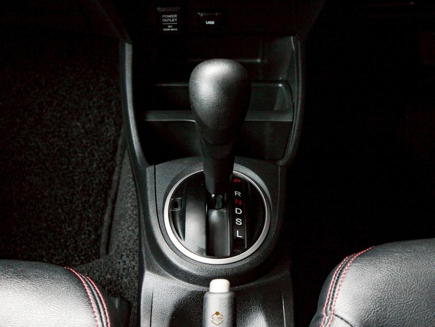รถ Honda Jazz 17