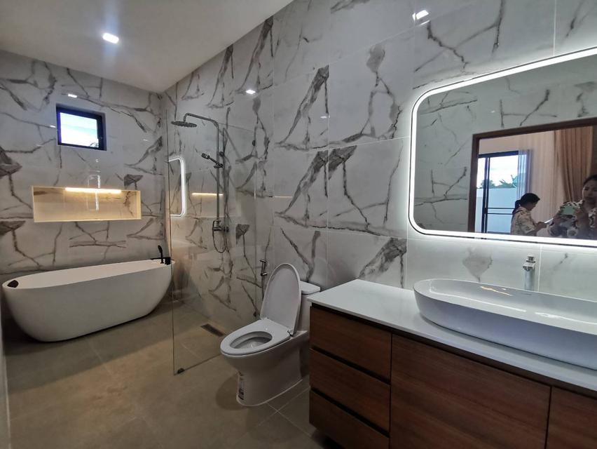 Modern style detached house, villa, near an international school 2