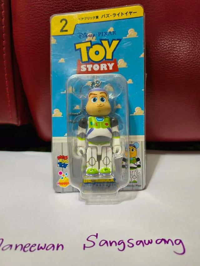 Bearbrick 100% Buzz Toystor 1