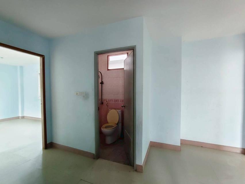 อาคารพาณิชย์ 3 ชั้น ซอยลาดพร้าว 101 ถนนลาดพร้าว แขวงคลองจัน เขตบางกะปิ กรุงเทพมหานคร 11