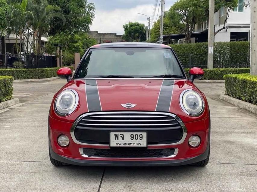 Mini Cooper Hatch F56  สีแดง ปี 2015 เจ้าของใช้เอง 9