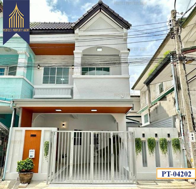 ขาย ทาวน์เฮ้าส์ บัวทองธานี บางบัวทอง หลังริม แต่งใหม่พร้อมอยู่