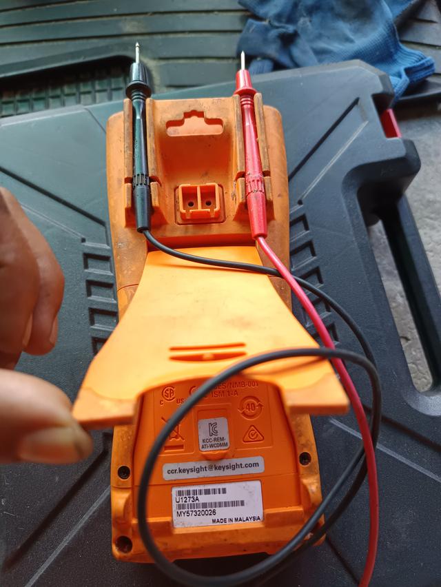 มัลติมิเตอร์ KEYSIGHT U1273A 2