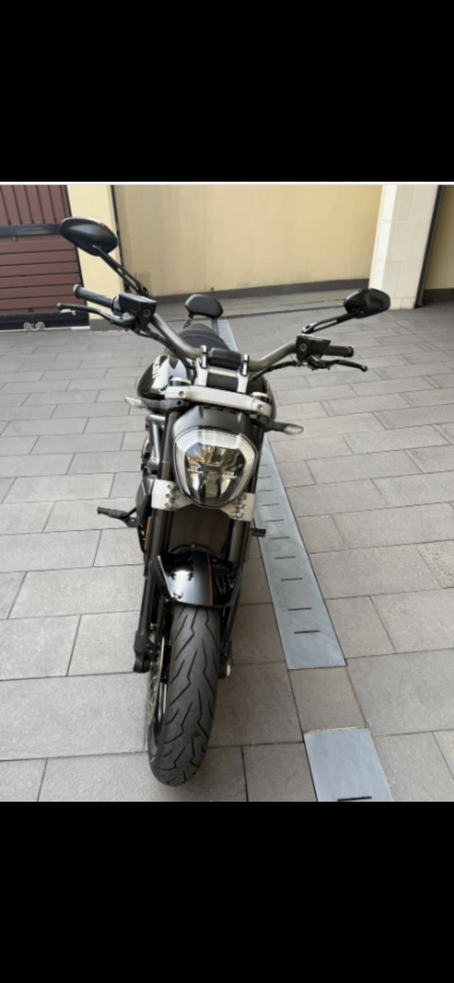 Ducati X Diavel s ปี 2016