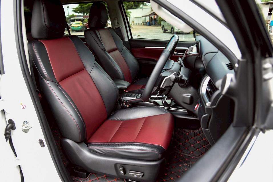 รหัสรถ CBL7117 TOYOTA FORTUNER 2.8 TRD Sportivo [2WD] AT 2019 11