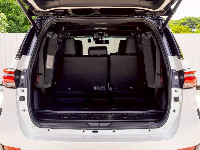 TOYOTA FORTUNER 2.4 LEGENDER 4WD ปี 2025 18