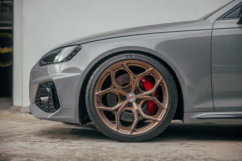 Audi RS4 มือสอง ปี2021