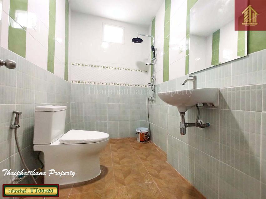 บ้านรีโนเวทใหม่ ใกล้ MRT หมู่บ้านทิพวัล เทพารักษ์ 11