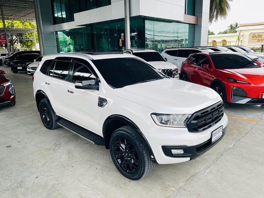 Ford Everest 2.0 Titanium Plus Sunroof 2WD 10AT ปี 21แท้ ไมล์แท้