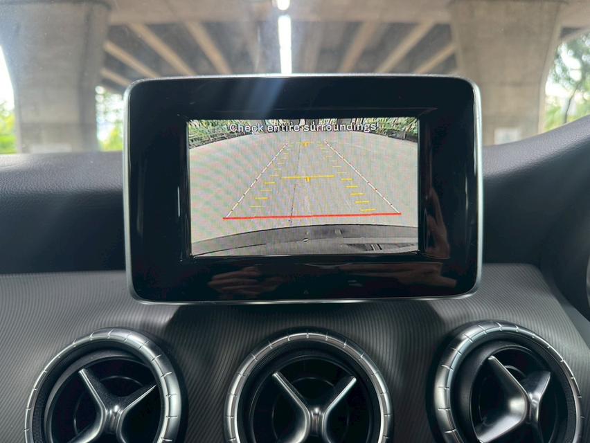 ขายด่วน! Mercedes-Benz CLA 180 W117 AT ปี 2016 รถสวยมือเดียว สภาพดี พร้อมขับทันที! 13