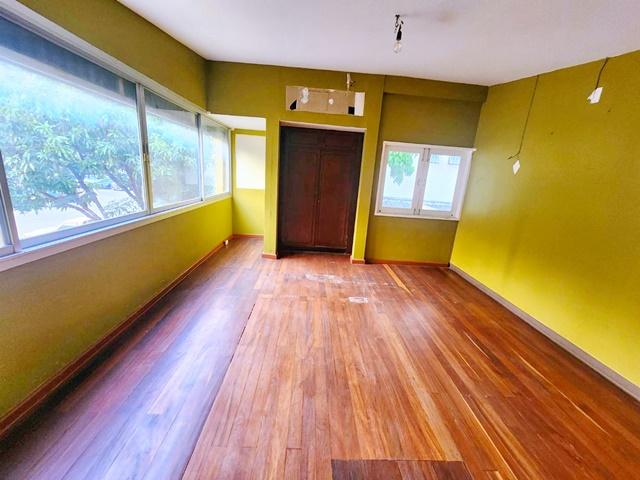 อโศก-สุขุมวิททำธุรกิจ ให้เช่า Showroom ใกล้ MRT-BTS ร้านอาหาร 250คัน 180ตรว. 720ตรม. 5