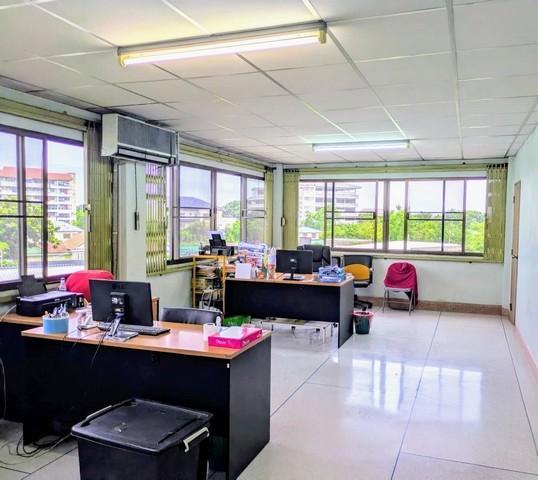 ให้เช่าอาคาร3คูหาย่านจอมทอง พระราม2ซอย33ใกล้โรงเรียนรุ่งอรุณและทางด่วนพระราม 2 6