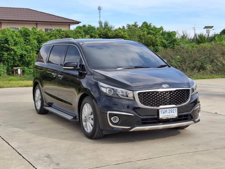 Kia Grand Carnival 2.2 EX Wagon สีดำ ปี 2016 1