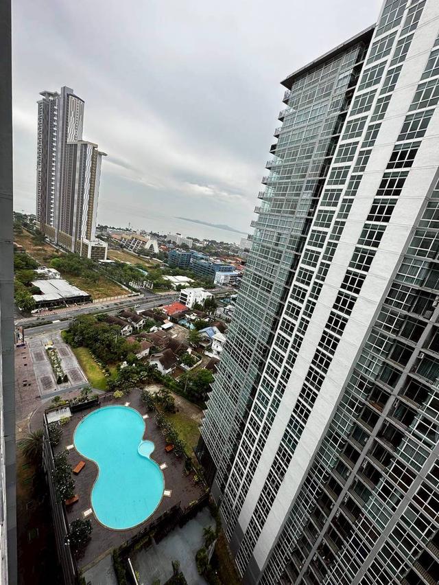 The Grand  Jomtien beach Pattaya  For rent  1 bedroom  1 bathroom  Size 25 sqm.  Building A, Floor 21 Fully furnished  new set .  Rent 10,000 baht/M 2