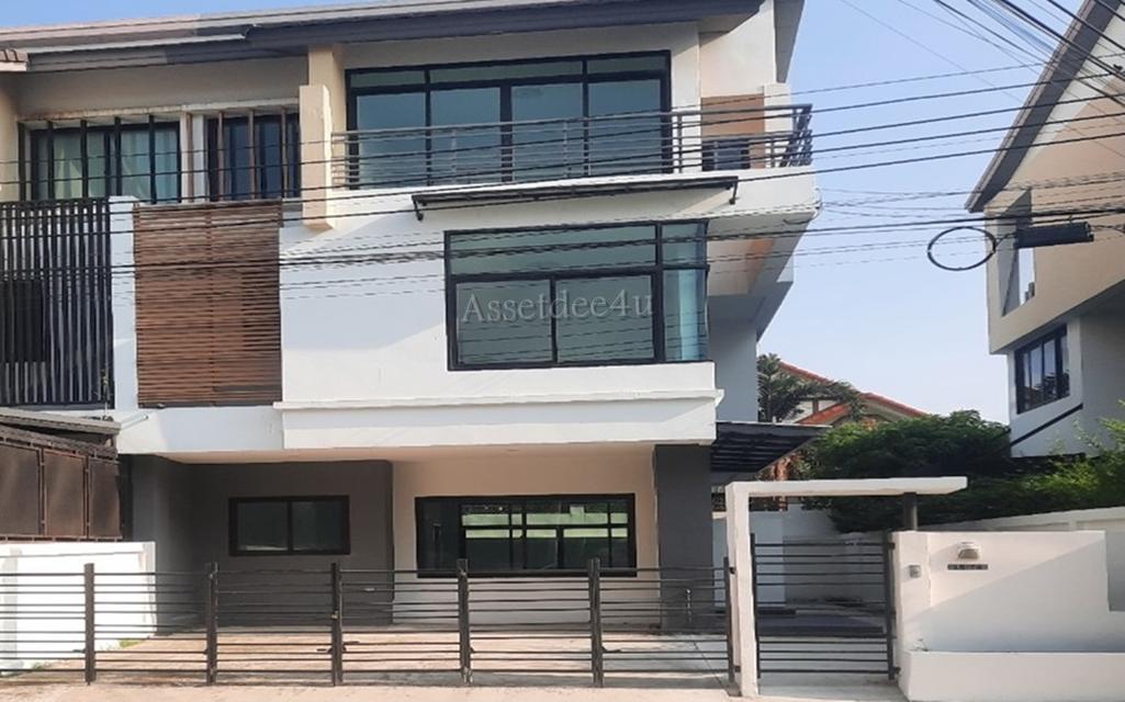 AH414 ให้เช่าบ้านแฝด 3 ชั้น ห้องมุม 5ห้องนอน ไม่มีเฟอร์นิเจอร์ เวอรีเดียน ราชพฤกษ์ ใกล้นานาชาติDBS