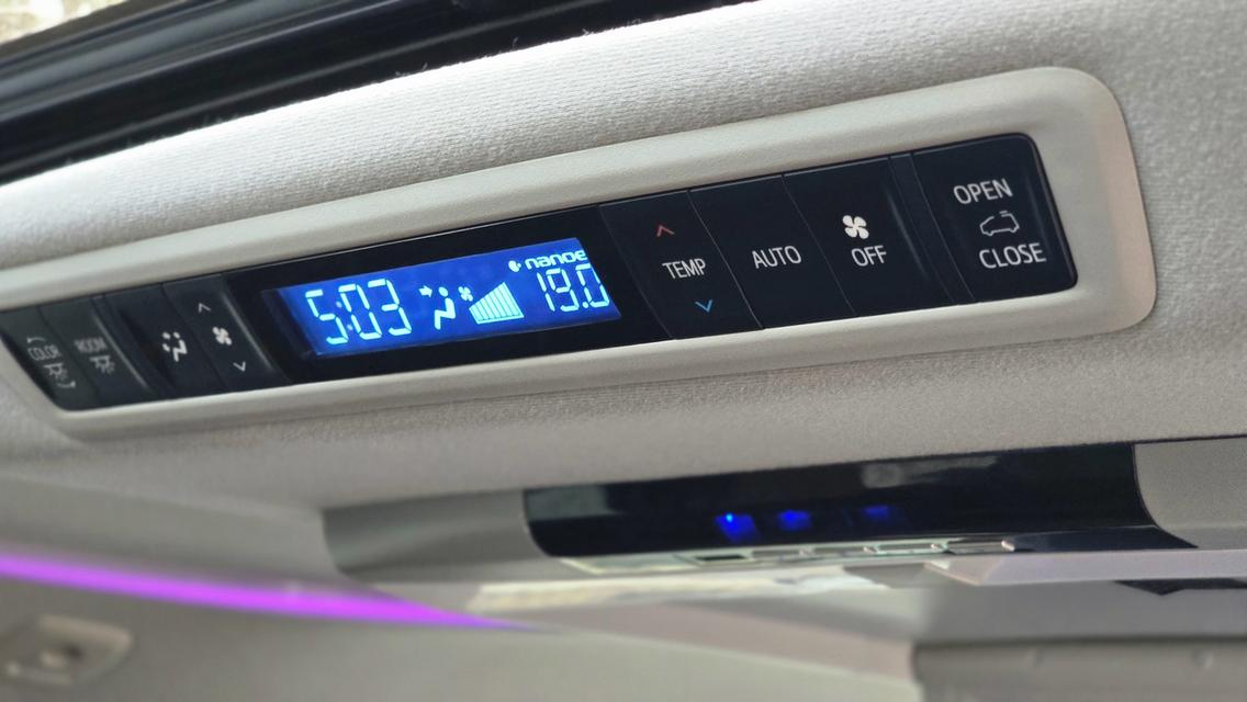 รหัสรถ WB36 Toyota Vellfire 2.5 Z G Edition ปี 2020 top สุด 15