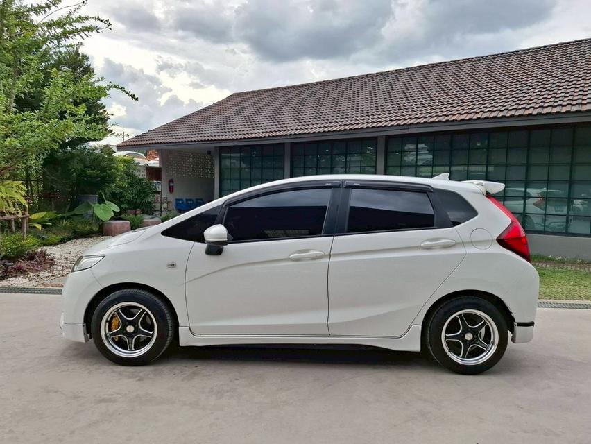 รหัสรถ KN24 HONDA JAZZ 1.5 i-VTEC S ปี 2017 18