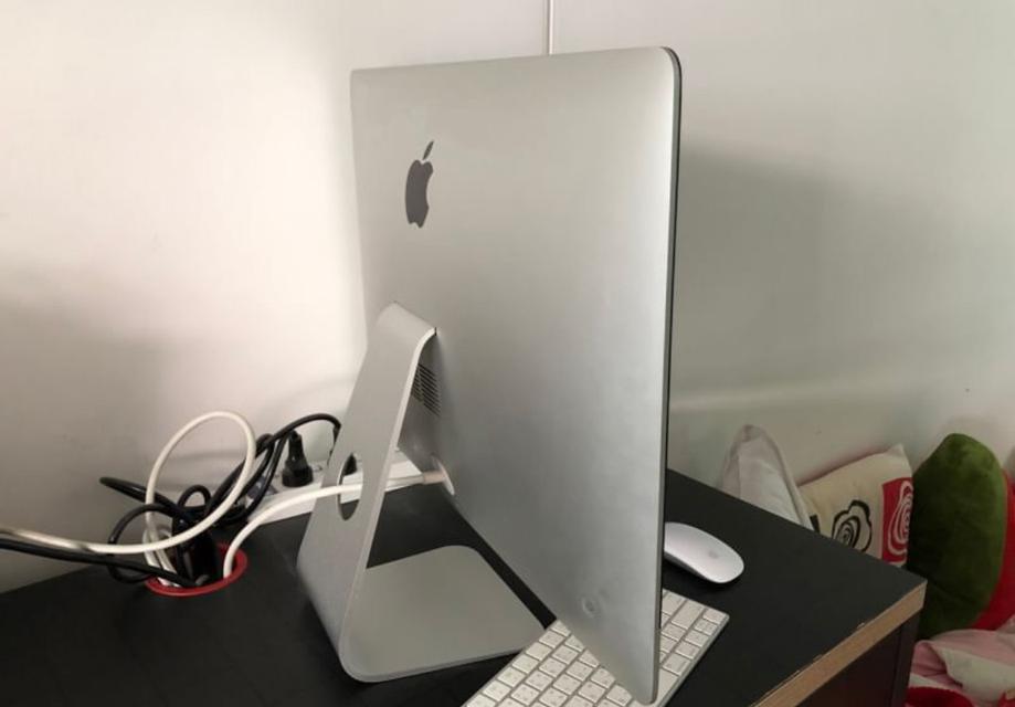 คอมพิวเตอร์ Apple iMac  4