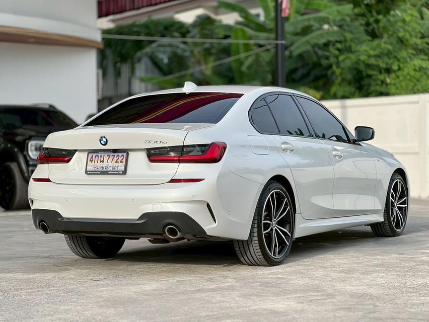 BMW SERIES3 330e M SPORT ปี 2021 โฉม G20 ปี18-ปัจจุบัน (ป้ายสลับ)