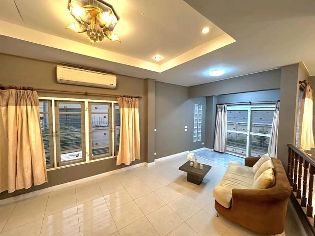 บ้านเดี่ยว 2ชั้นให้เช่า รีโนเวทใหม่ อยู่ถนน รามคำแหง164 ใกล้วัดตลาดน้ำขวัญเรียม 2