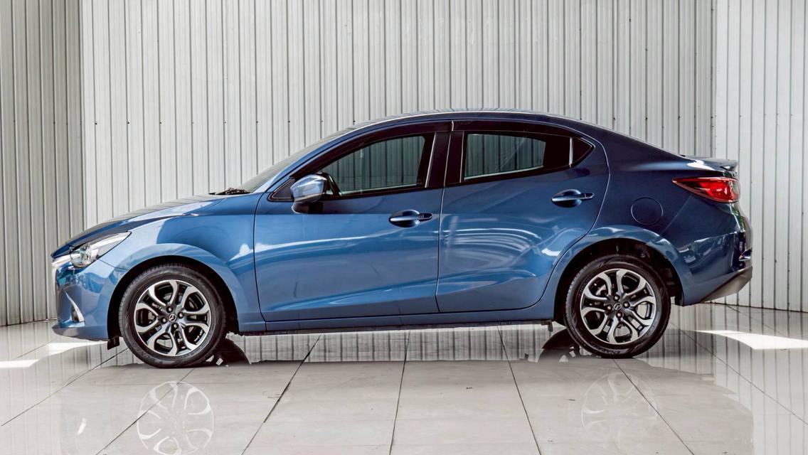 MAZDA MAZDA2 1.5 XD High Connect ปี 2018 สีน้ำเงิน โฉม ปี14-ปัจจุบัน 4Dr รูปที่ 8