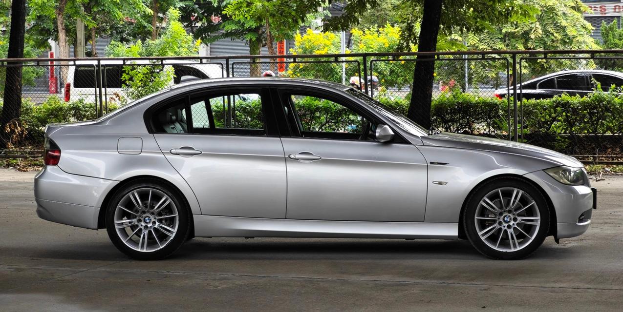 BMW 318i E90 ปี 2008 3