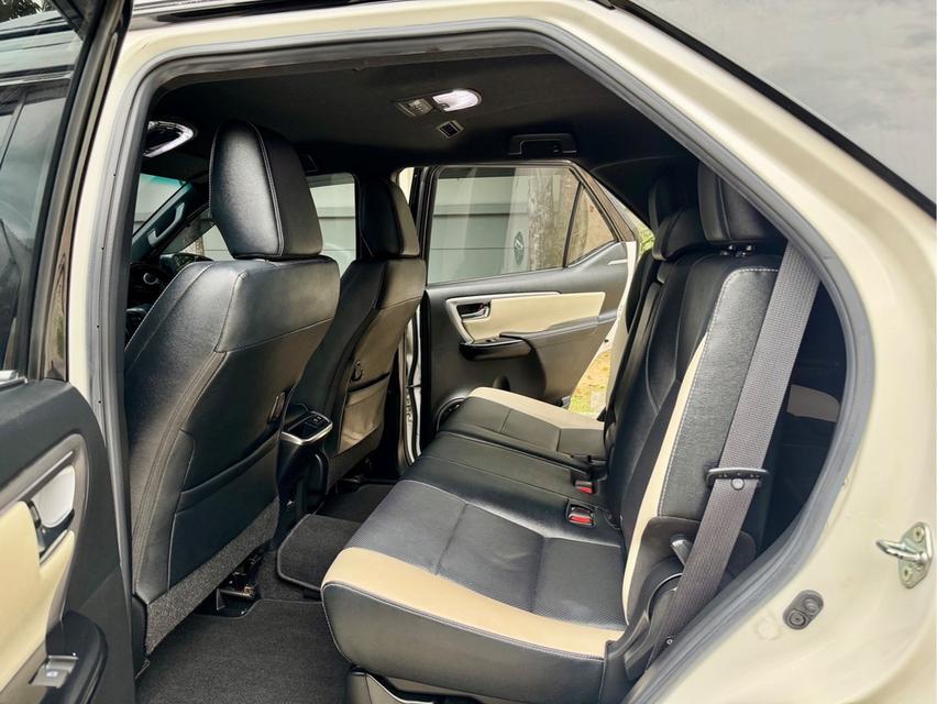 รหัสรถ AVA4388 🔆 Toyota Fortuner Legender 2.8 4wd ดีเซล รุ่นทอป ปี 2021 13