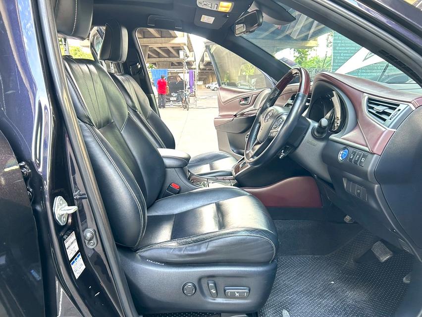 ขายรถ Toyota Harrier 2.5L Hybrid ปี 2015 สีม่วง เกียร์ออโต้ 9