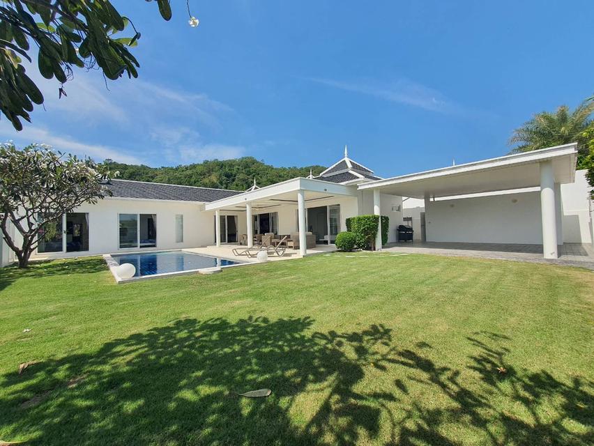 Luxury Modern Pool Villa 4 Bedrooms 4 Bathrooms at Soi 102 Hua Hin 1