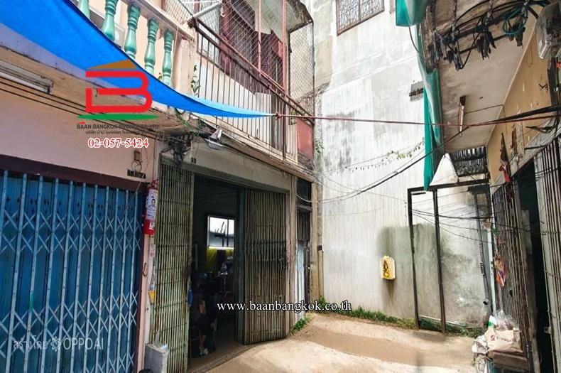 ตึกแถว 2 ชั้น ซอยเจริญนคร 78 (ใกล้สำนักงานเขตธนบุรี) เนื้อที่ 11.6 ตรว. แขวงบุคคโล เขตธนบุรี 1