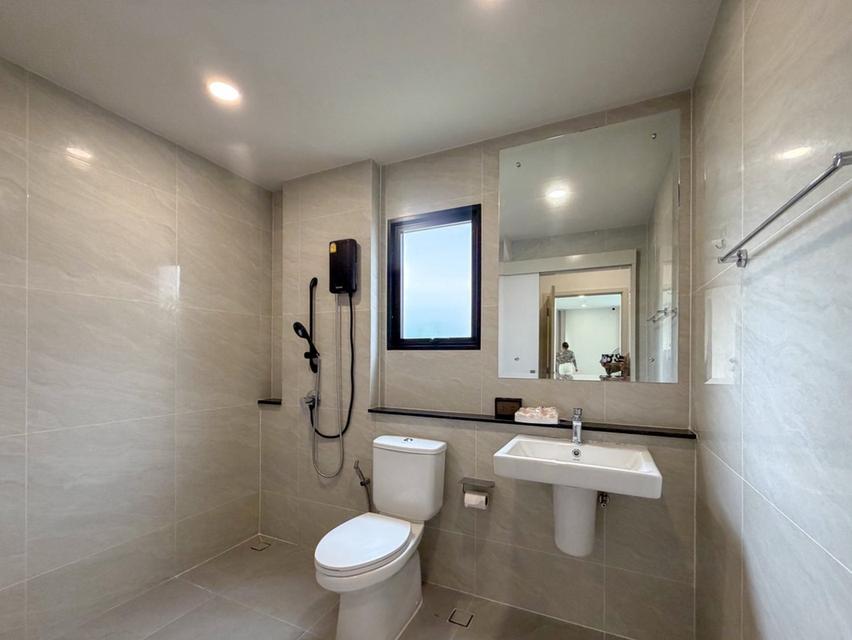 🏡🔥 ให้เช่าบ้านหรู BRITANIA BANGNA–SRIVAREE บ้านหลังมุมติดสวน! 4 ห้องนอน 5 ห้องน้ำ จอดรถ 3 คัน ค่าเช่า 79,000 บาท/เดื 9
