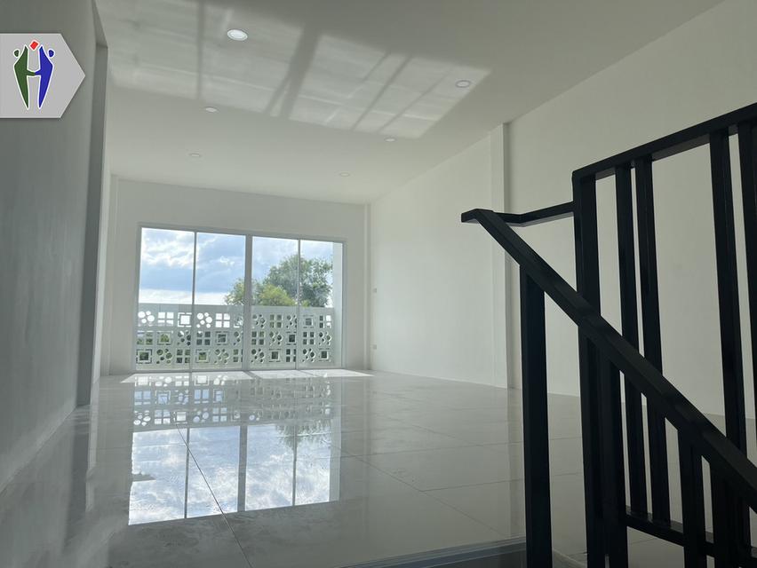 อาคารพาณิชย์ สร้างใหม่ ให้เช่า ซอยสยามคันทรีคลับ พัทยา 10