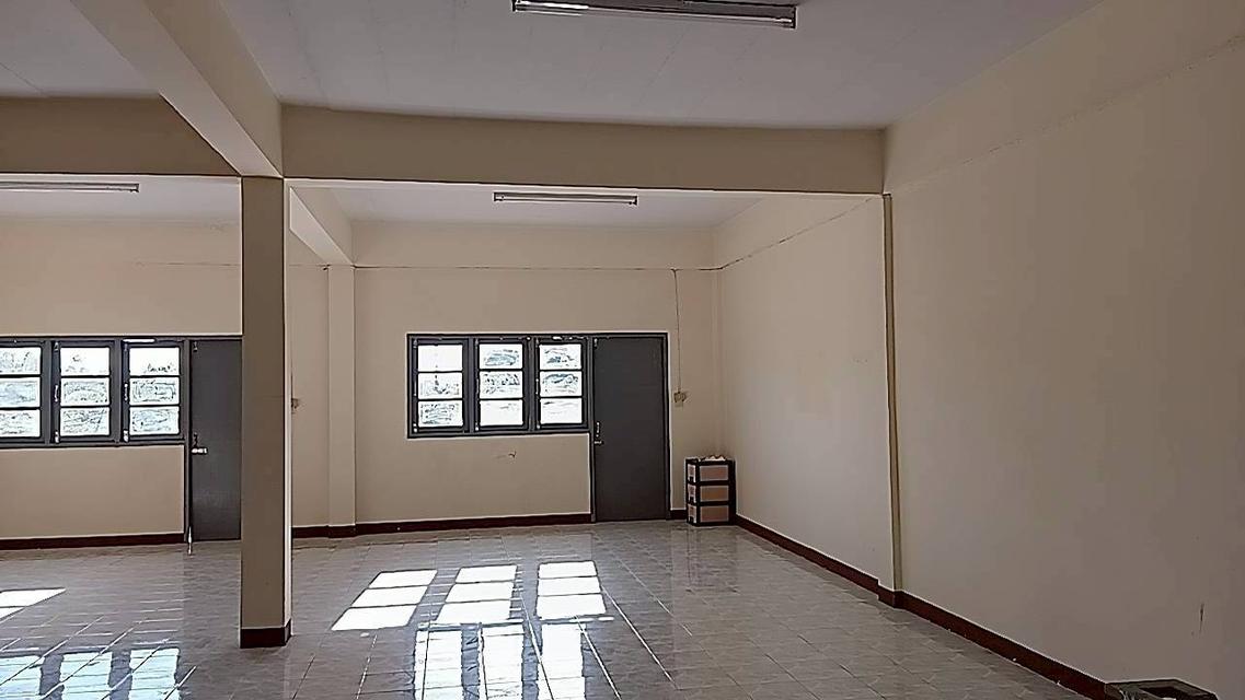 ขายอาคารพาณิชย์ 3 ชั้น 2 คูหาติดกัน อ.กบินทร์บุรี ปราจีนบุรี ติดถนนสุวรรณศร 5