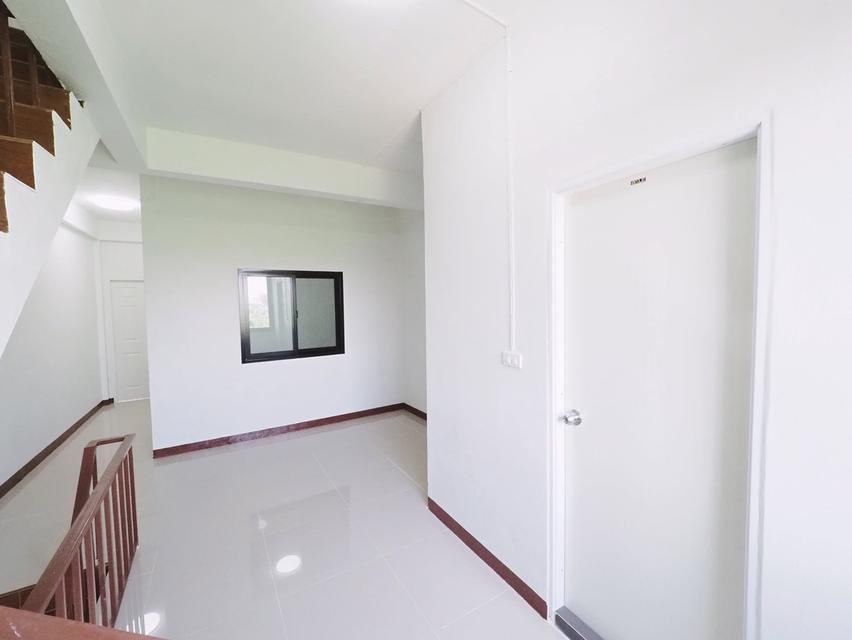 ขายอาคารพาณิชย์ 3.5 ชั้น+ดาดฟ้า ม.บัวทองธานี ขนาด 15 ตรว. 5นอน 3น้ำ [บางใหญ่-กาญจนาภิเษก] ขาย 1.99ล้าน 18