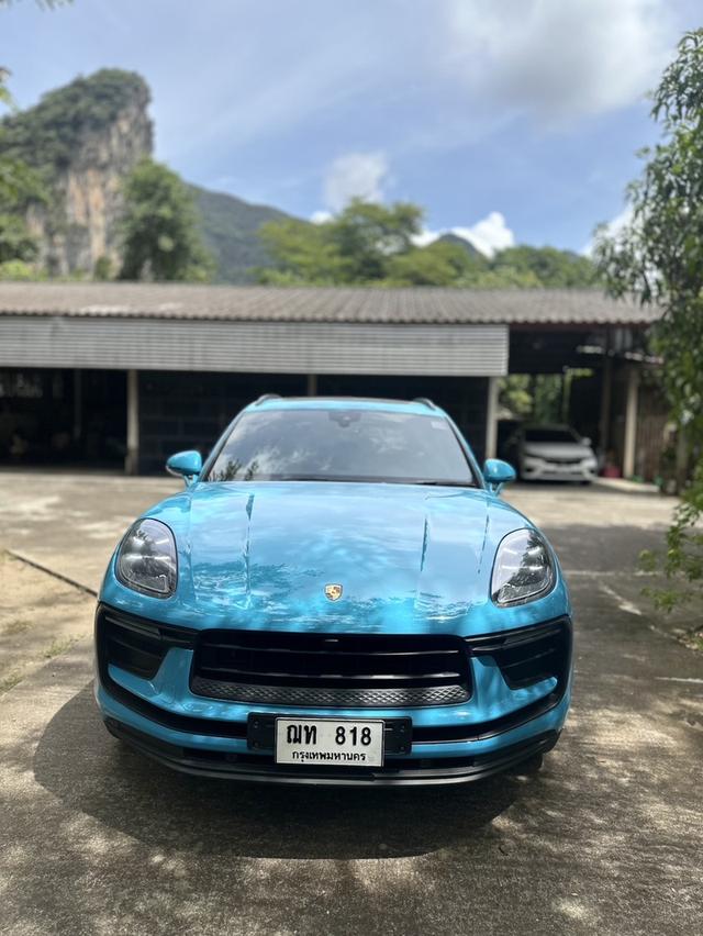 รหัสรถ KPV818 2022 Porsche Macan สี Miami Blue 