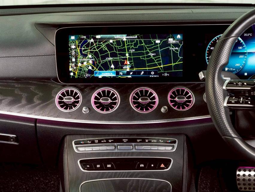 Mercedes-Benz E300e Plug-in Hybrid AMG 2021 จด 2023 18