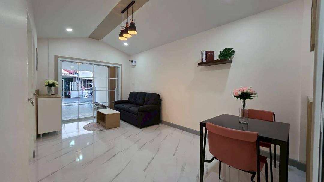 หมู่บ้านตะวันงาม  ซอยกันตนาบางใหญ่ 8