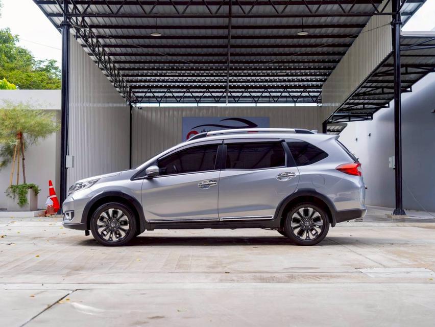 HONDA BR-V 1.5SV ปี 2022 ( 7 ที่นั่ง )  3