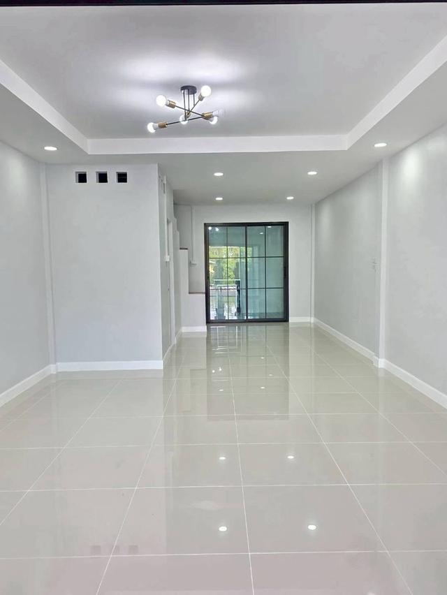 หมู่บ้านบุษกร-รัตติยา  6